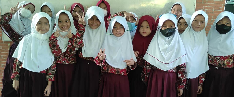 Foto Bersama Siswa Kelas II